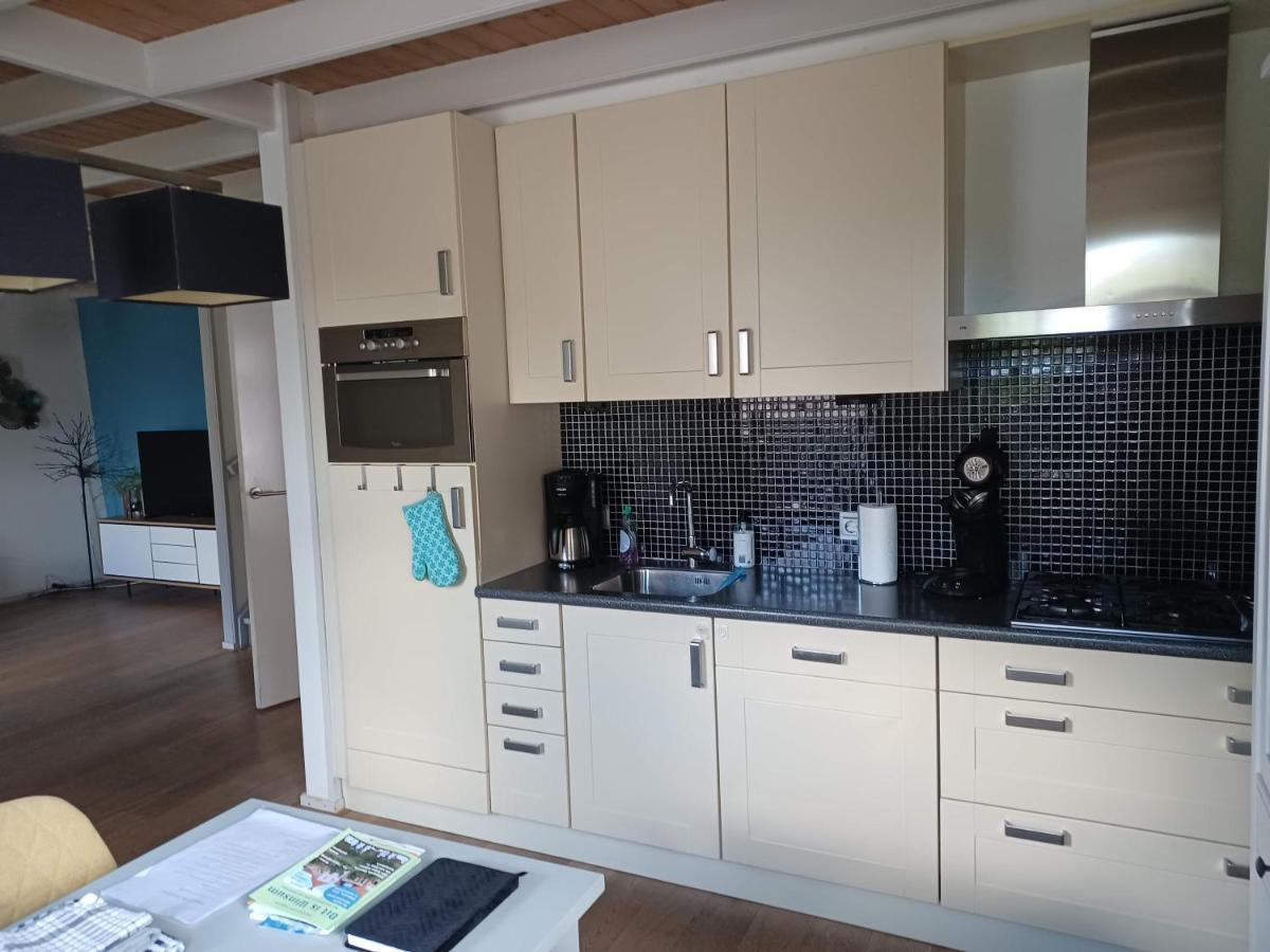 Karakteristiek Huis In Centrum Winsum Met Nieuwe Badkamer Eksteriør billede